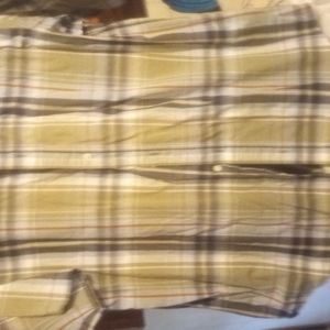 M Rt 66 Plaid short sleeve  button down Shirt